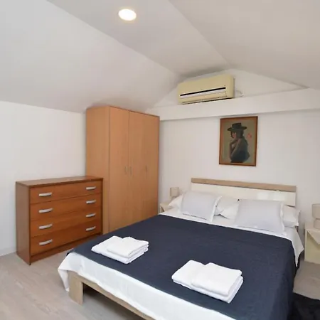 House Abalon Pearl Matulji